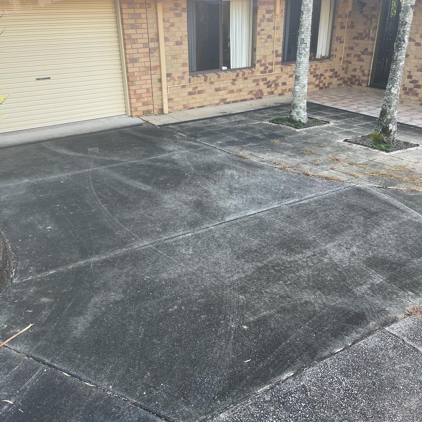 Removing Stains From Concrete Water Attack Pressure Washing
