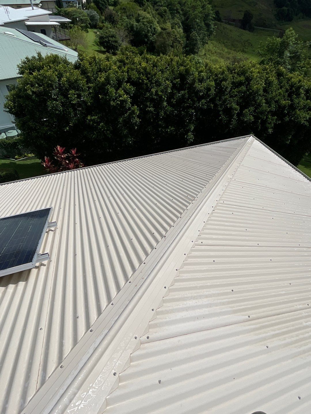 roof painting and roof painters - clean white roof