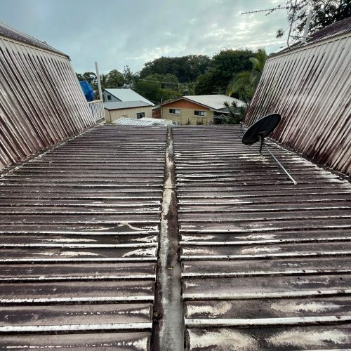 roof repairs - Dirty Roof